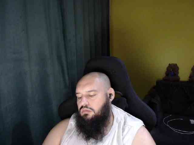 GuesssWho24