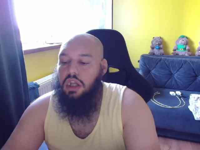 GuesssWho24
