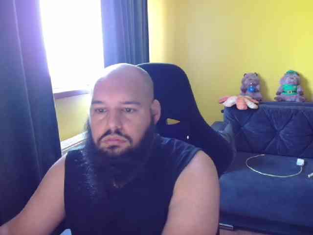 GuesssWho24
