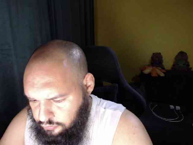 GuesssWho24