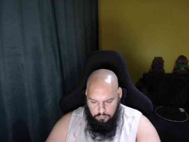 guessswho24 Live Webcam on BongaCams