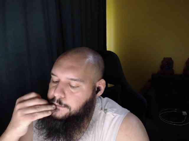 guessswho24