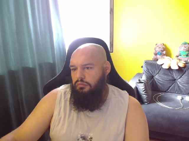 guessswho24