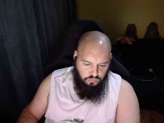 GuesssWho24
