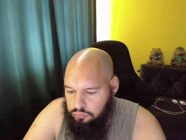 GuesssWho24
