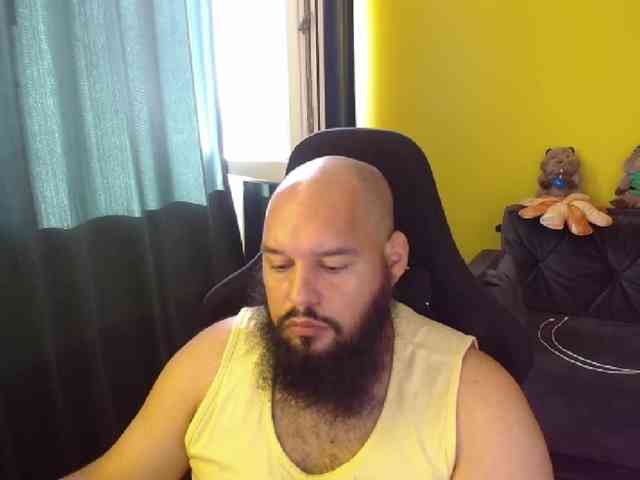 guessswho24
