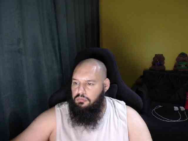 guessswho24