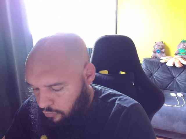 guessswho24