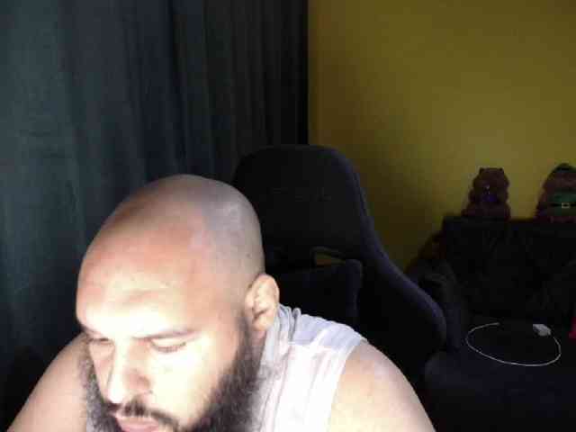 guessswho24