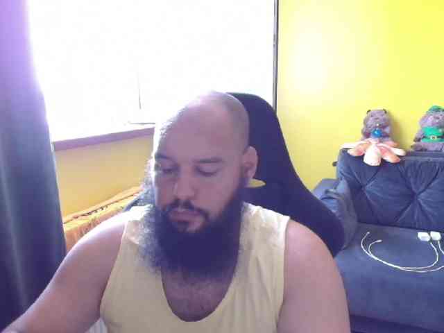 guessswho24