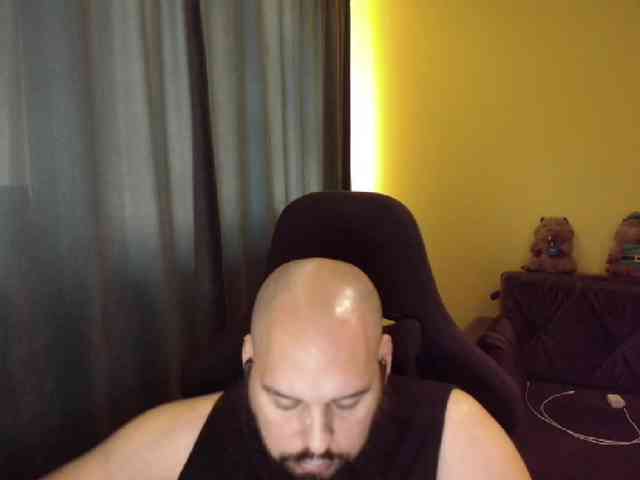 guessswho24