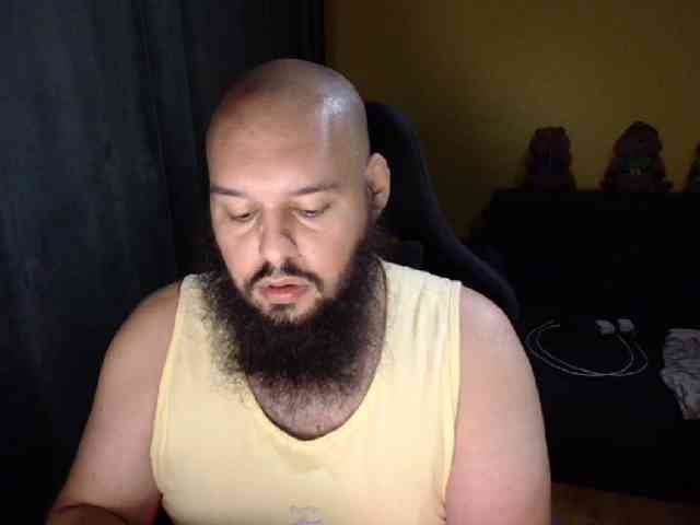 GuesssWho24