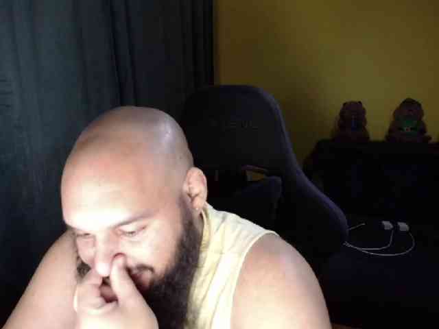 GuesssWho24