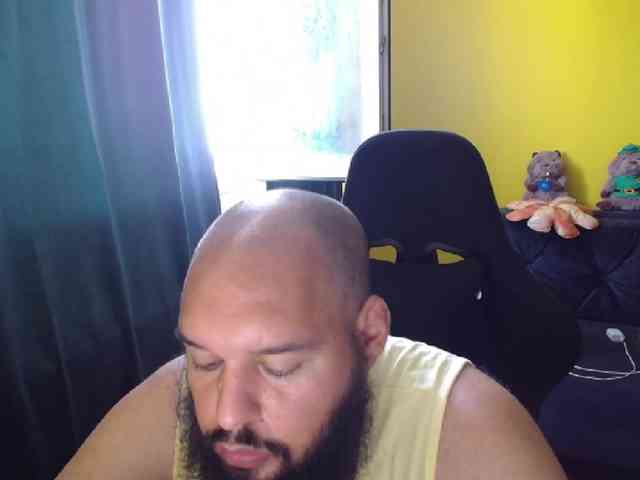 guessswho24