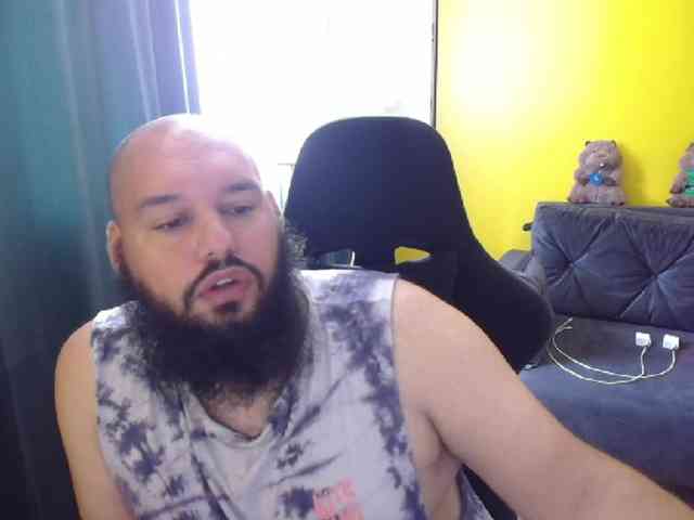guessswho24