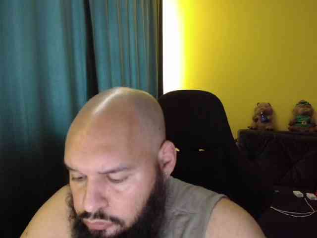 GuesssWho24