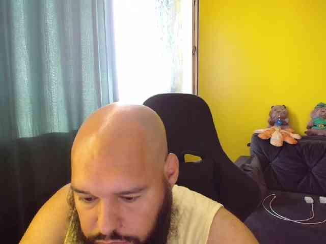 guessswho24