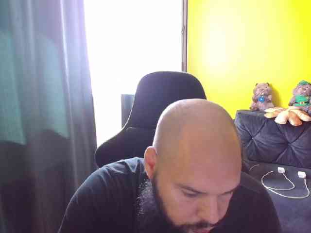 GuesssWho24