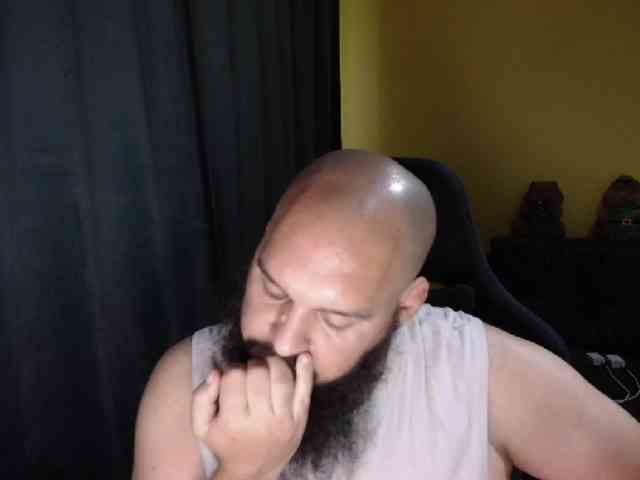 GuesssWho24