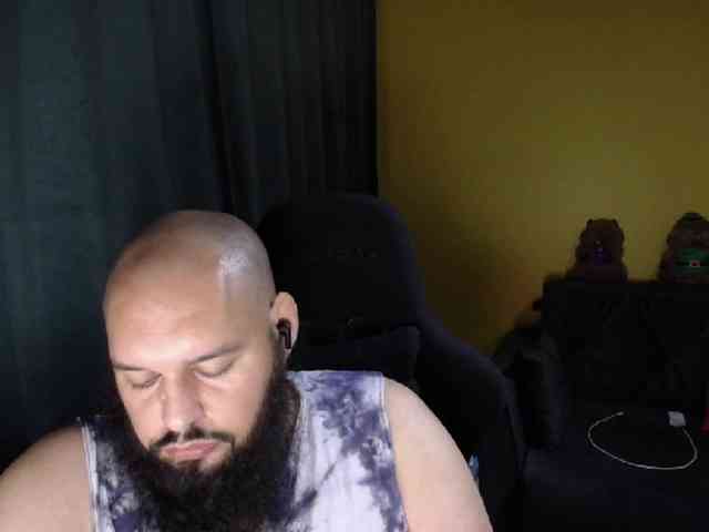 GuesssWho24