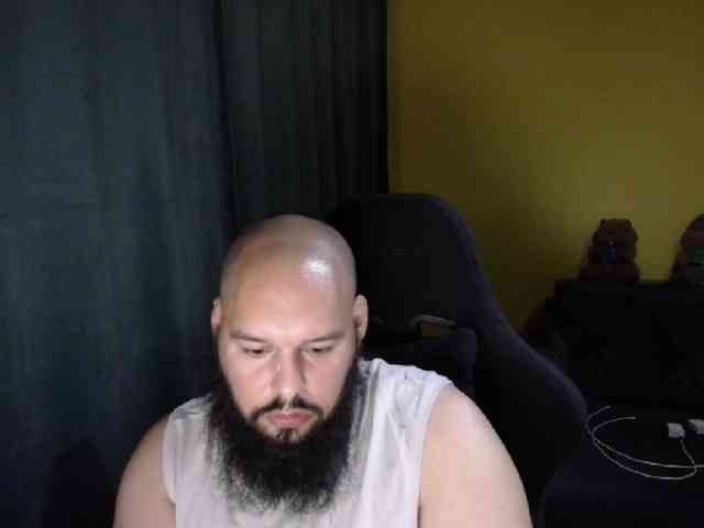 guessswho24