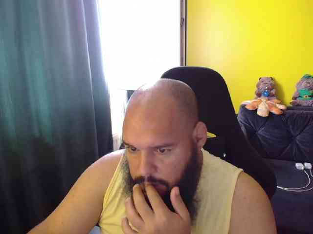 guessswho24