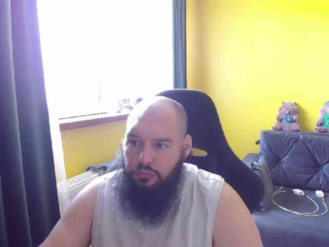 guessswho24