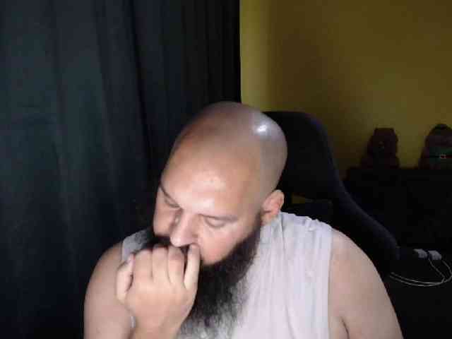 GuesssWho24