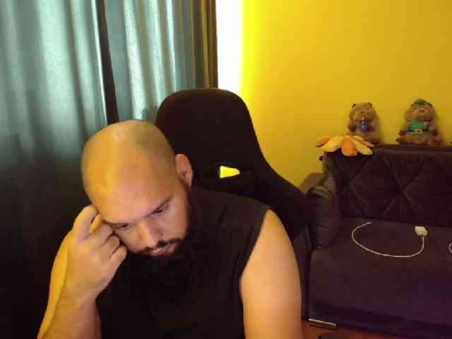 guessswho24