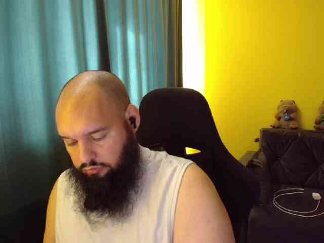GuesssWho24