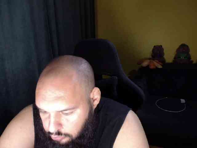 GuesssWho24