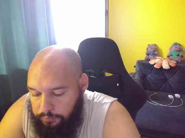 guessswho24