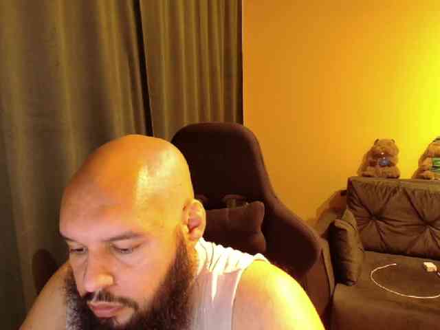 guessswho24