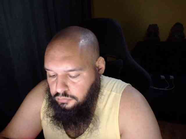 GuesssWho24