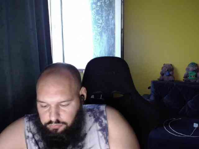 guessswho24