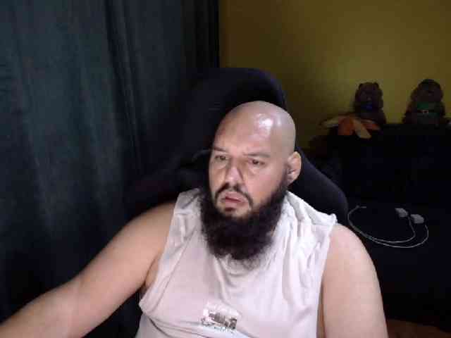GuesssWho24