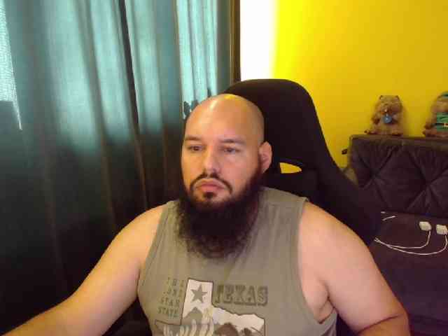 GuesssWho24