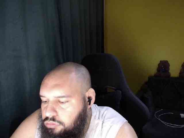 guessswho24
