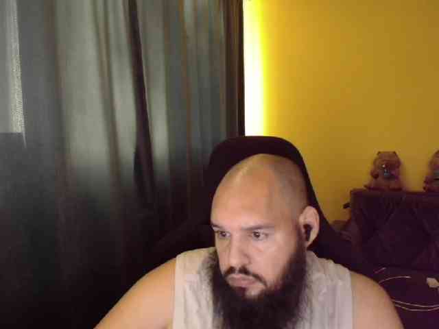 GuesssWho24