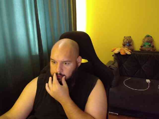 guessswho24