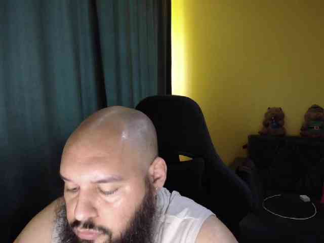 GuesssWho24