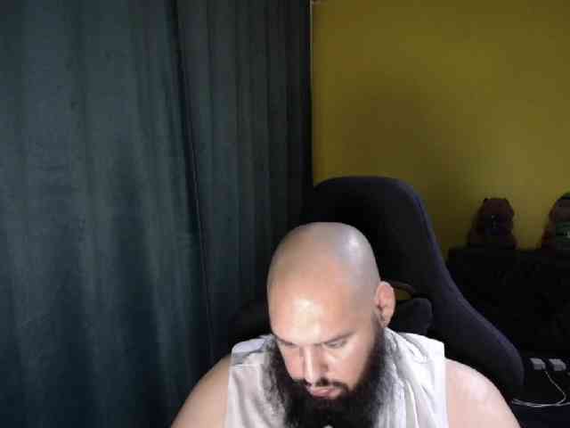 GuesssWho24