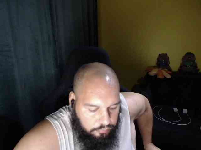 GuesssWho24