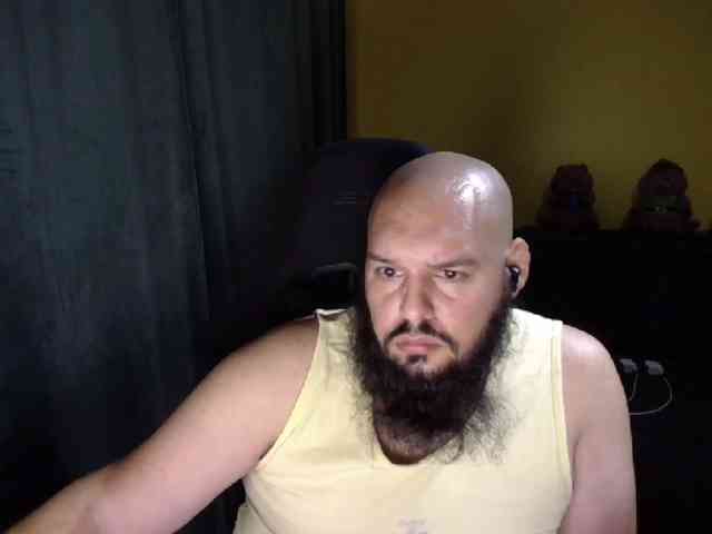 GuesssWho24
