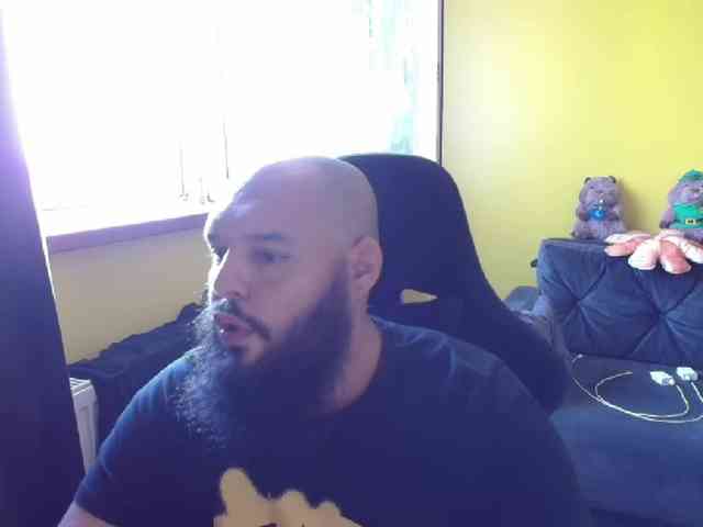 guessswho24