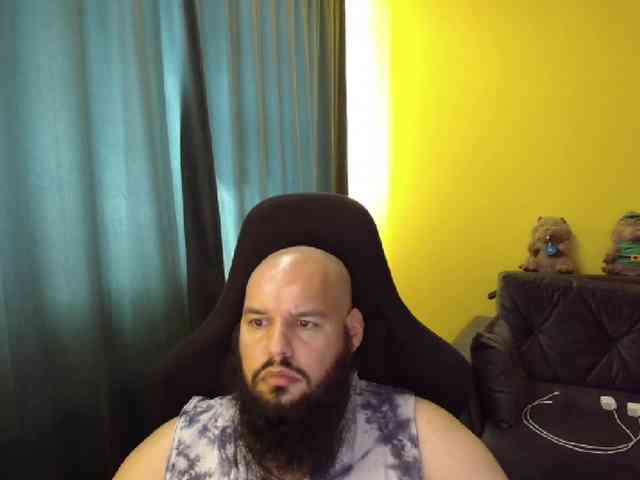 GuesssWho24