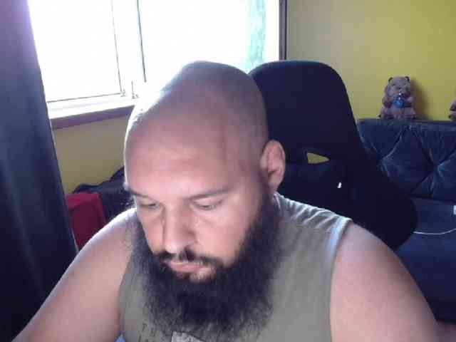 guessswho24