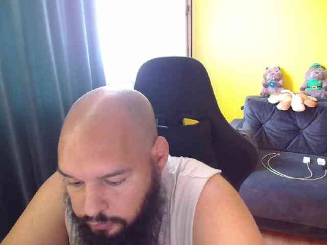 GuesssWho24