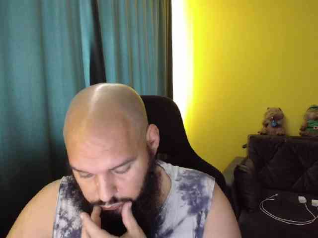 guessswho24