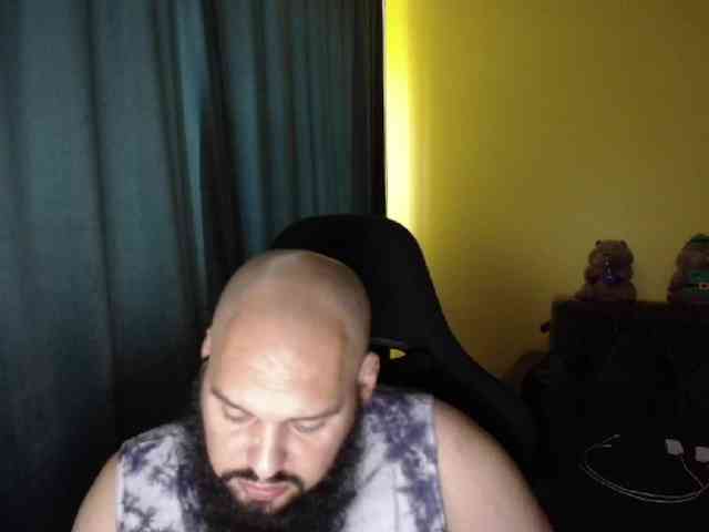 guessswho24